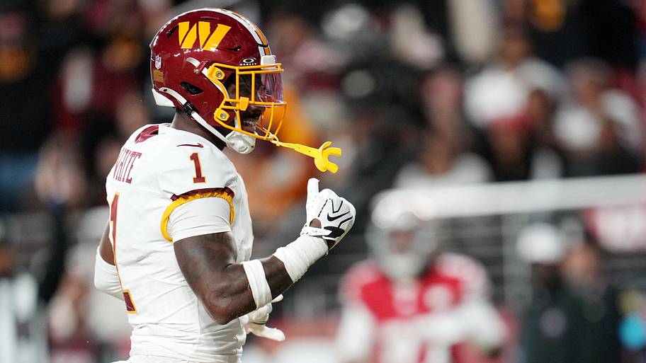 Week 8 fantasy football waiver wire debate: Zach Charbonnet vs. Rachaad White