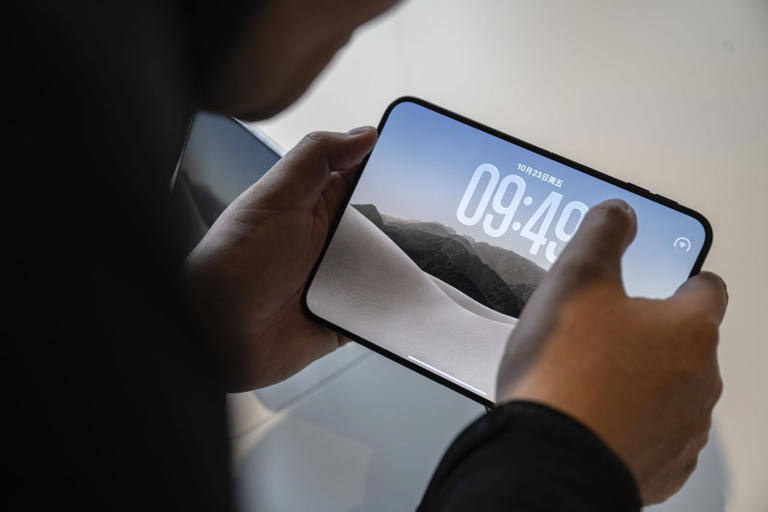 Apple and Alphabet stocks look vulnerable. Here’s how far they could drop.