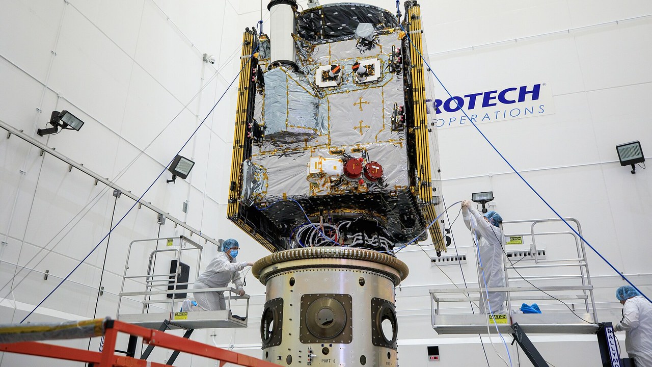 NASA’s Psyche is now thrusting almost nonstop at more than 100,000 mph ...