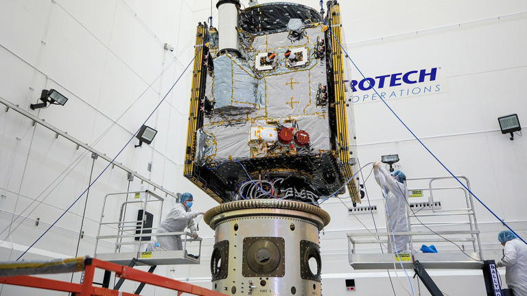 NASA’s Psyche is now thrusting almost nonstop at more than 100,000 mph ...