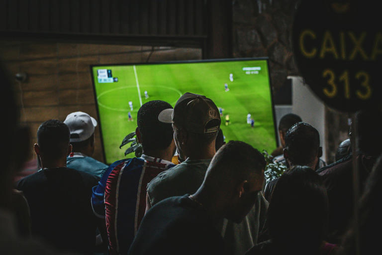 How sports fans are adapting to the new digital game-day experience