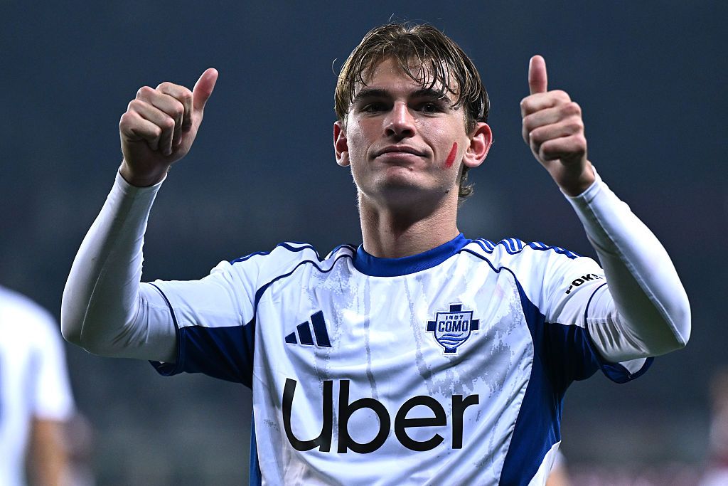 Chelsea to continue transfer spree with £100m move for new forward: report