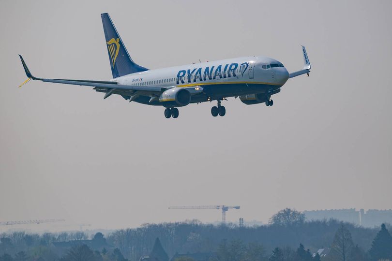 Glasgow Ryanair flight declares emergency shortly after take-off