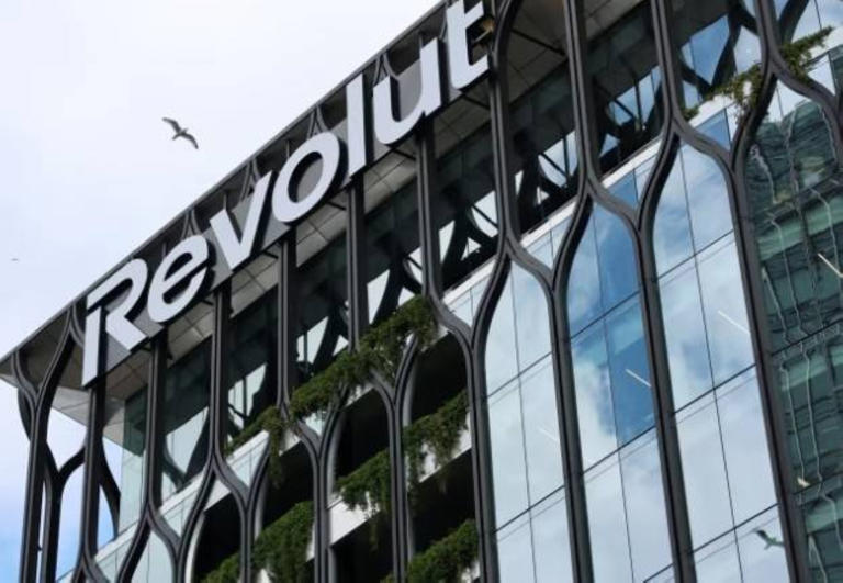 Revolut takes on major banks in United Kingdom