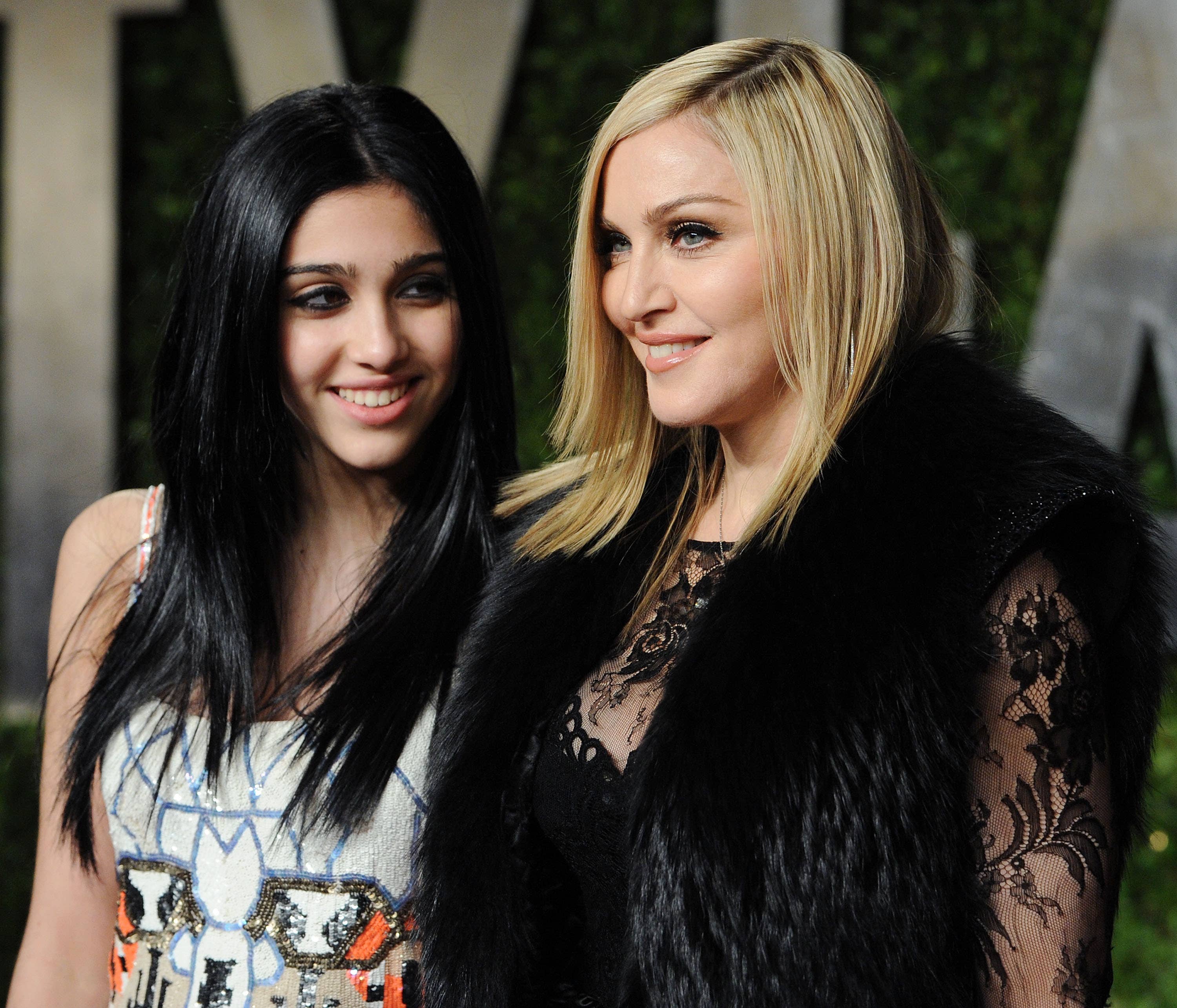 Lourdes Leon, 30, channels mom Madonna in a skintight leather look that ...