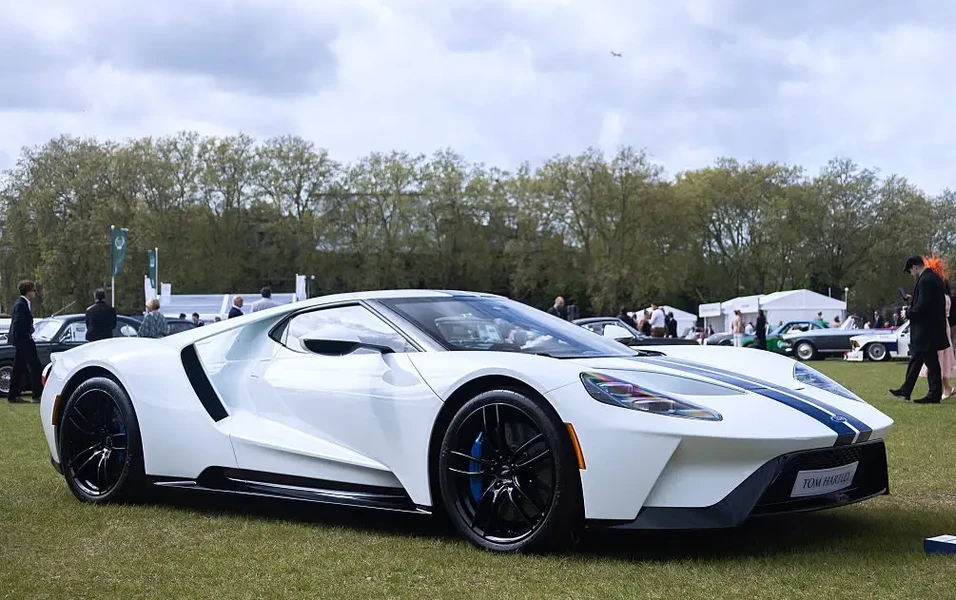 Bidding passes $1.2M for 559-mile Ford GT Heritage Edition