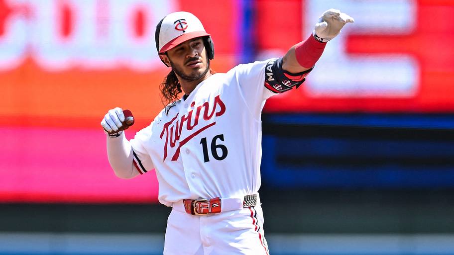Twins should rethink Austin Martin’s role before giving up on him