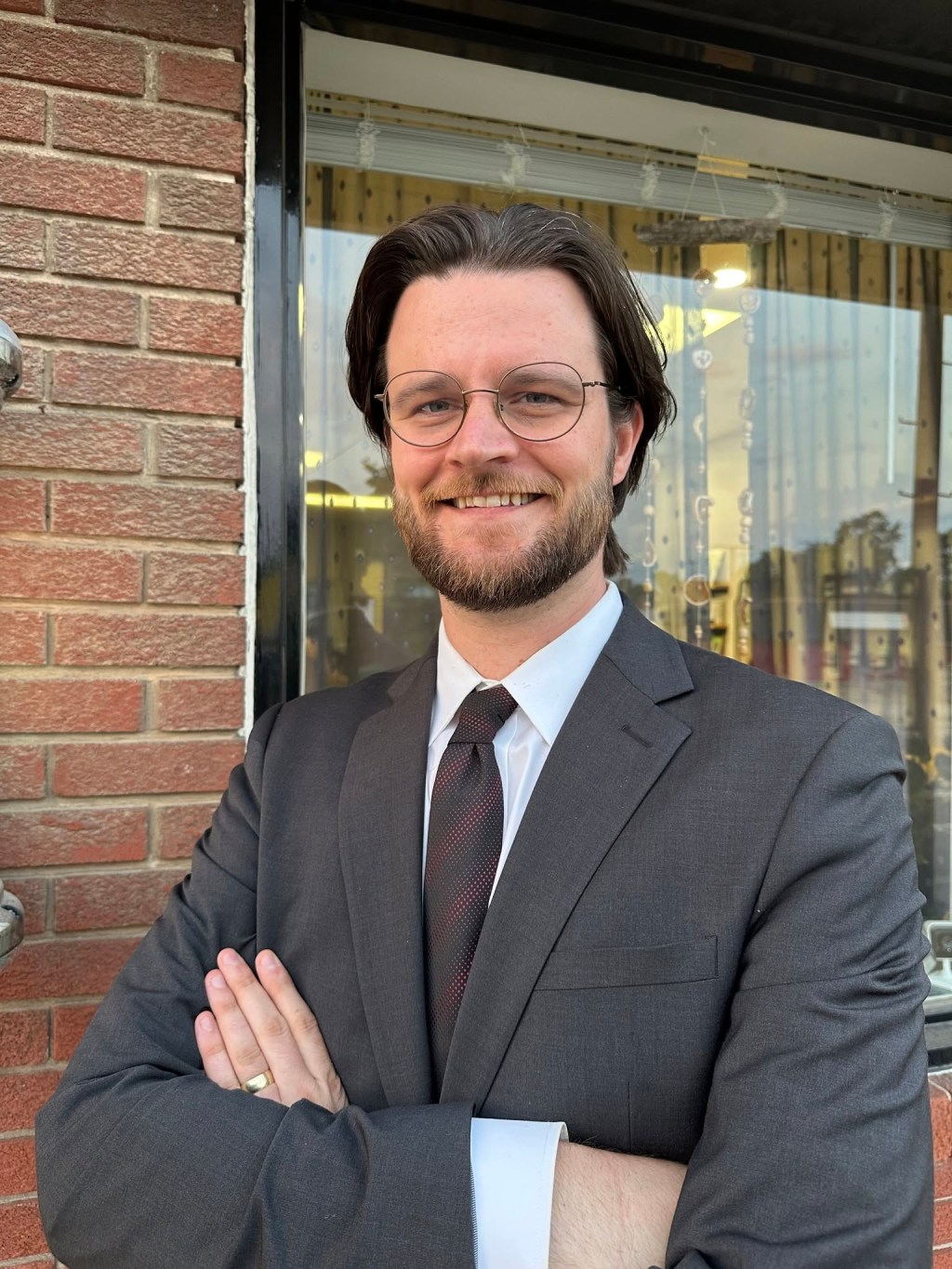 Crucial swing voters troubled by DSA, new poll shows: 'Souring on ...