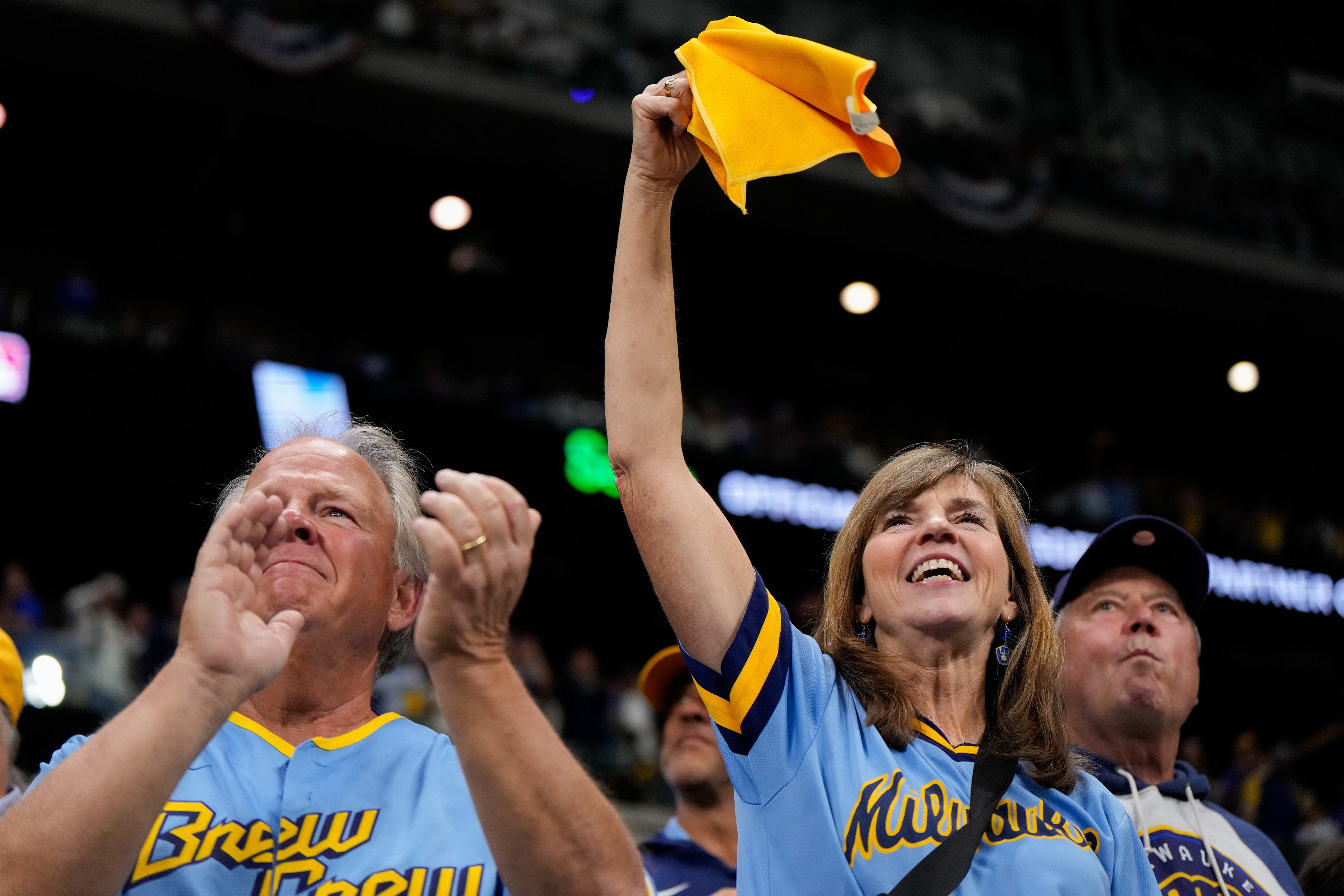Brewers fans say they’d give up cars, cats and kidneys for a World ...