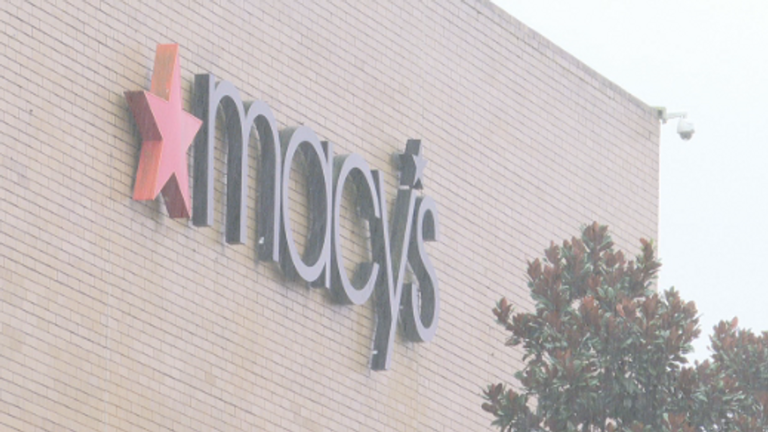 Macy’s worker accused of months-long theft spree at Boca Raton store