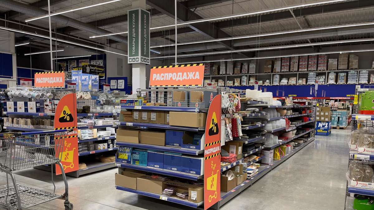 Deutsche Supermarkt-Kette Metro spendet Putin Millionen für den Ukraine ...