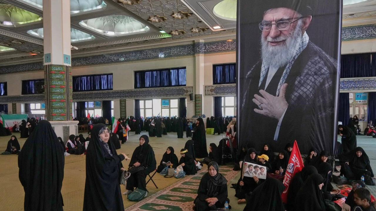 Rings of revenge: Iranian women pledge wedding gold for retribution