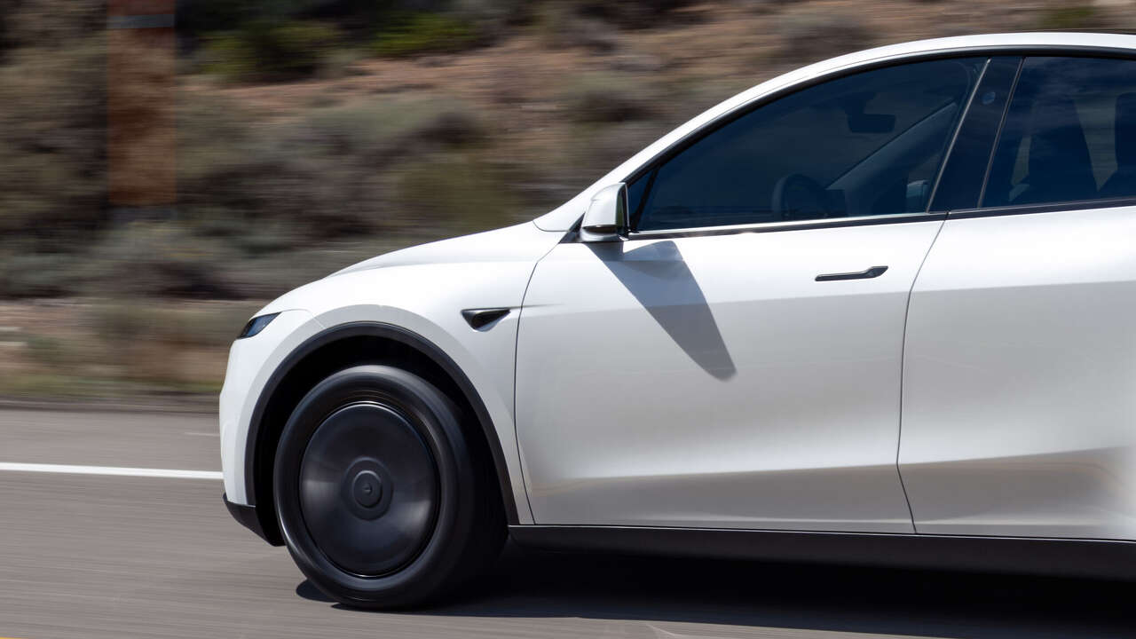 Tesla expands robotaxi in Houston. See the new rocket-shaped map