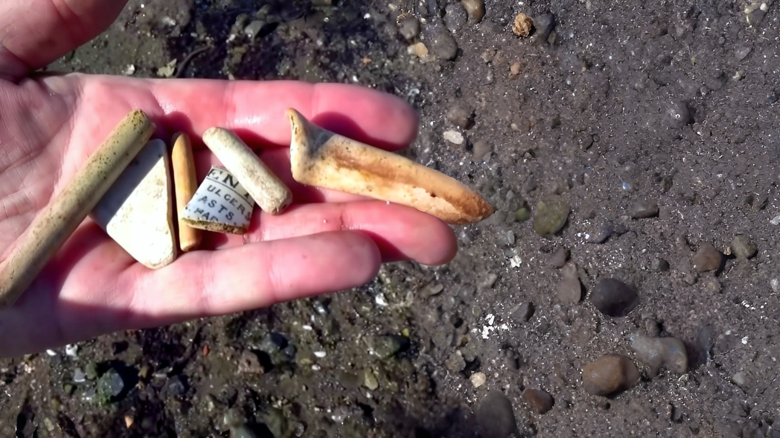 Unexpected bottle find while mudlarking in Scotland