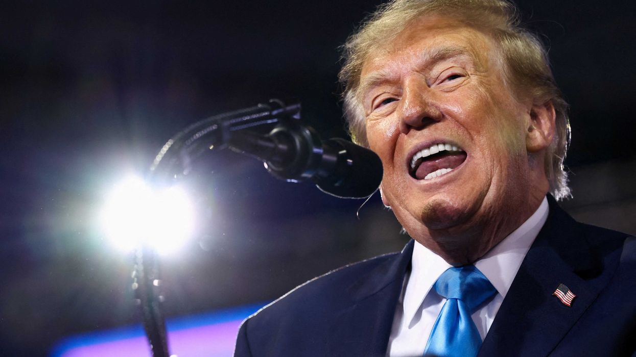 Stop the presses! MAGA pundit mocked for defending Trump's 1,200-word ...
