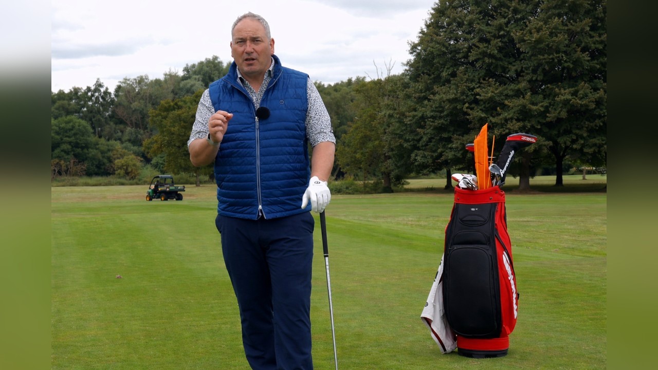 Alistair Davies teaches a drill to fix a golf swing chicken wing