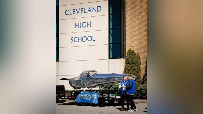 Cleveland High School students mark milestone in four-year effort to ...