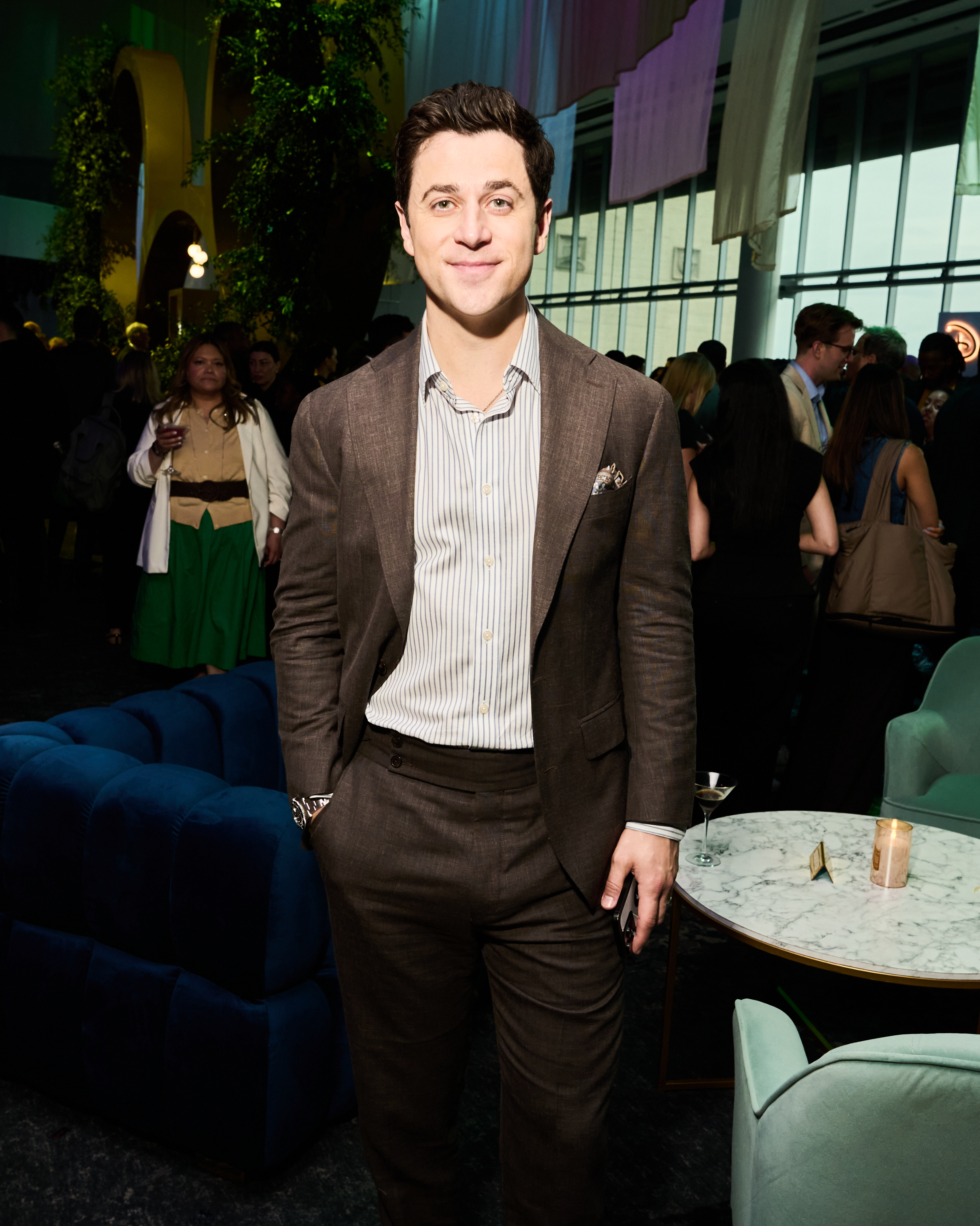 Disney star reveals shocking residuals check from hit show — and names ...
