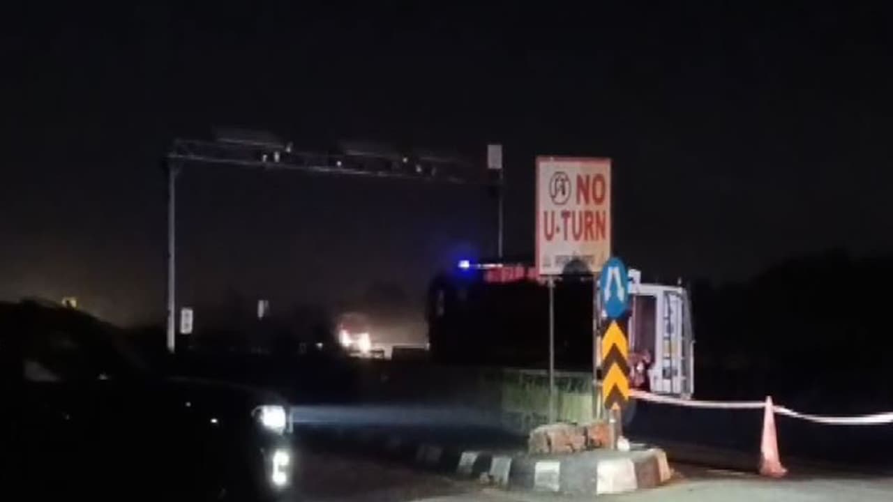 Lucknow truck carrying formalin overturns prompting safety measures
