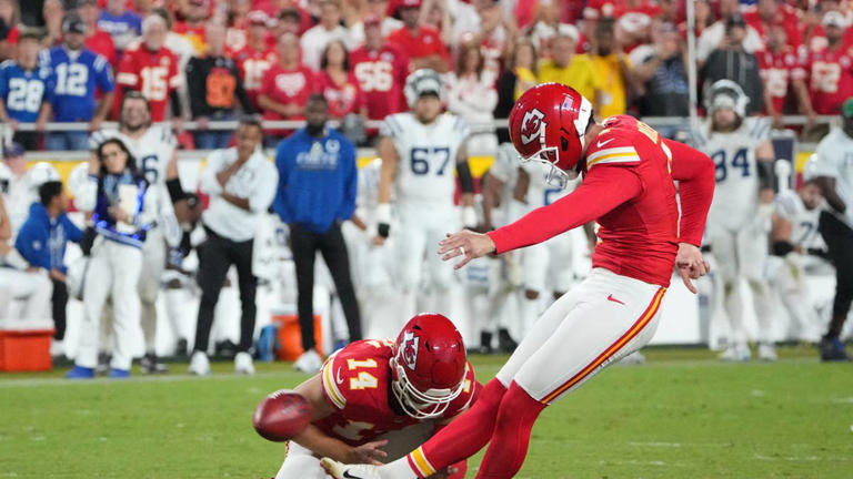 Kansas City Chiefs should move on from Harrison Butker amid kicking woes