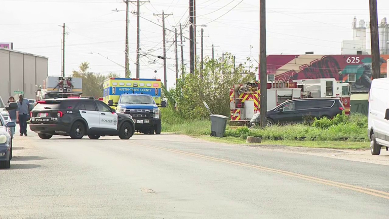 Crews respond to spray booth fire inside warehouse: AFD