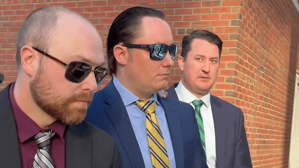Jurors in Matthew Farwell trial hear from his twin brother about Sandra ...
