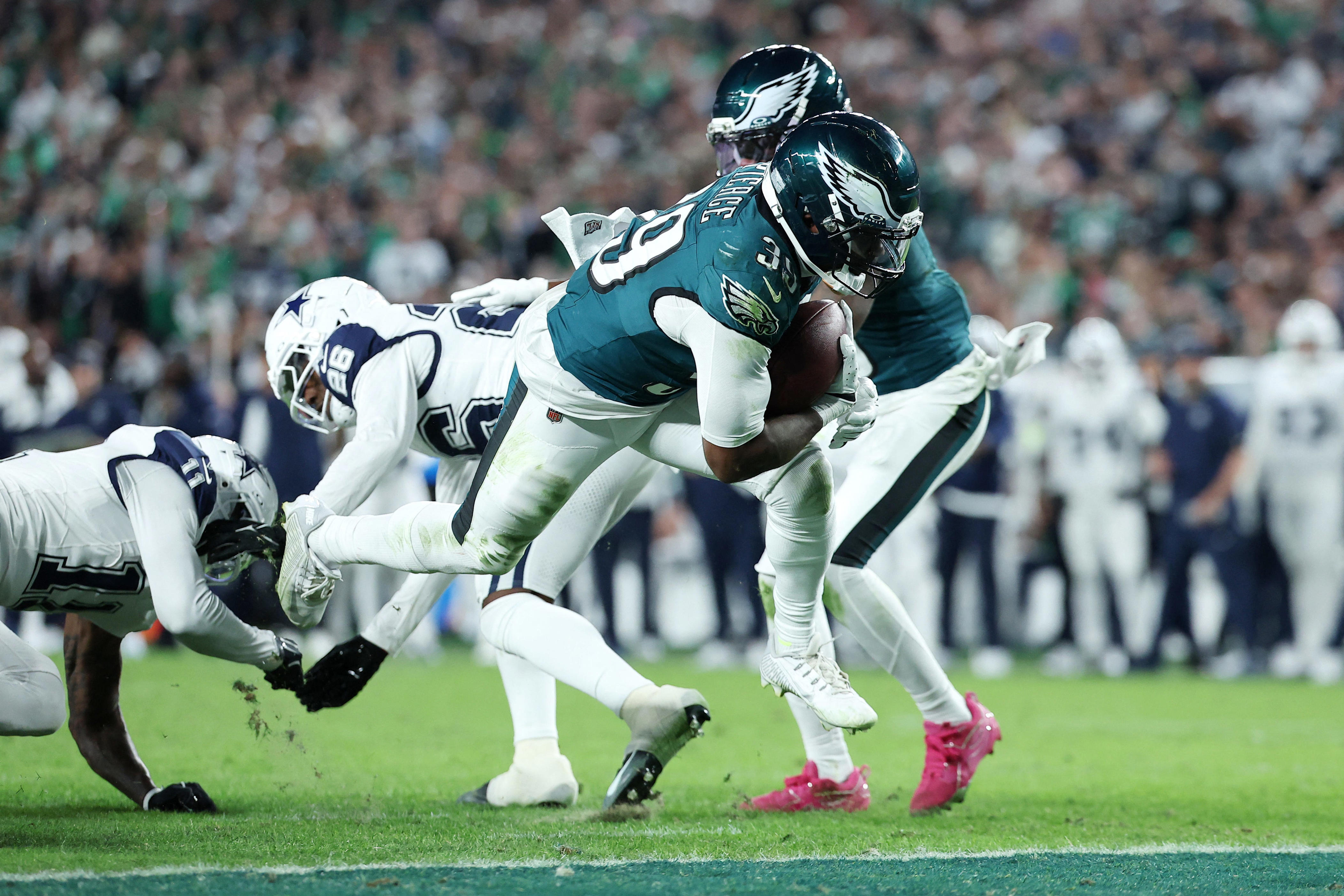 4 takeaways in Eagles' frustrating Cowboys loss as defense breaks down
