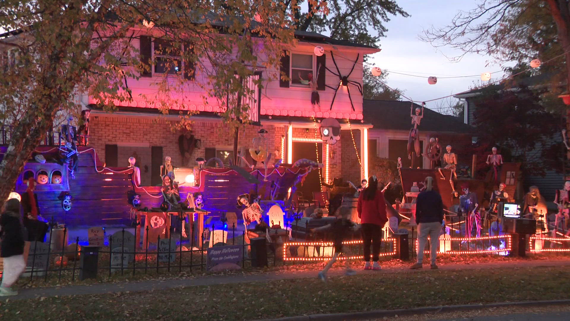 WNY Halloween display gives back