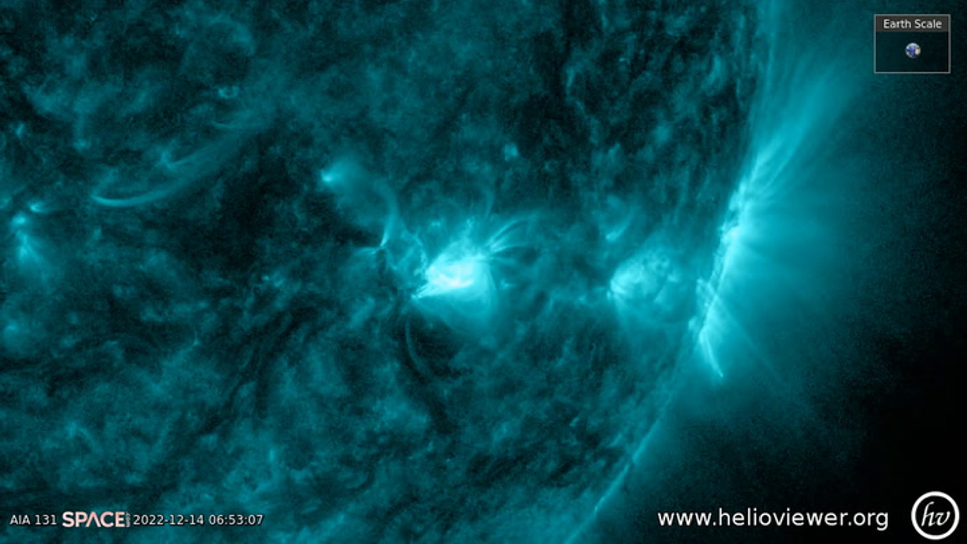 4K time-lapse of sunspot crackling with strong M flares