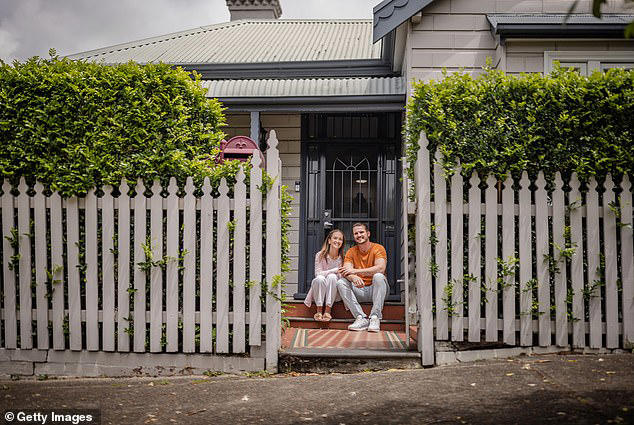I'm an insurance expert and these are the companies Australians should ...