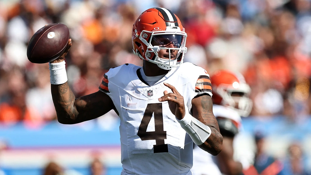 Watson hits first 300-yard game in Browns' win