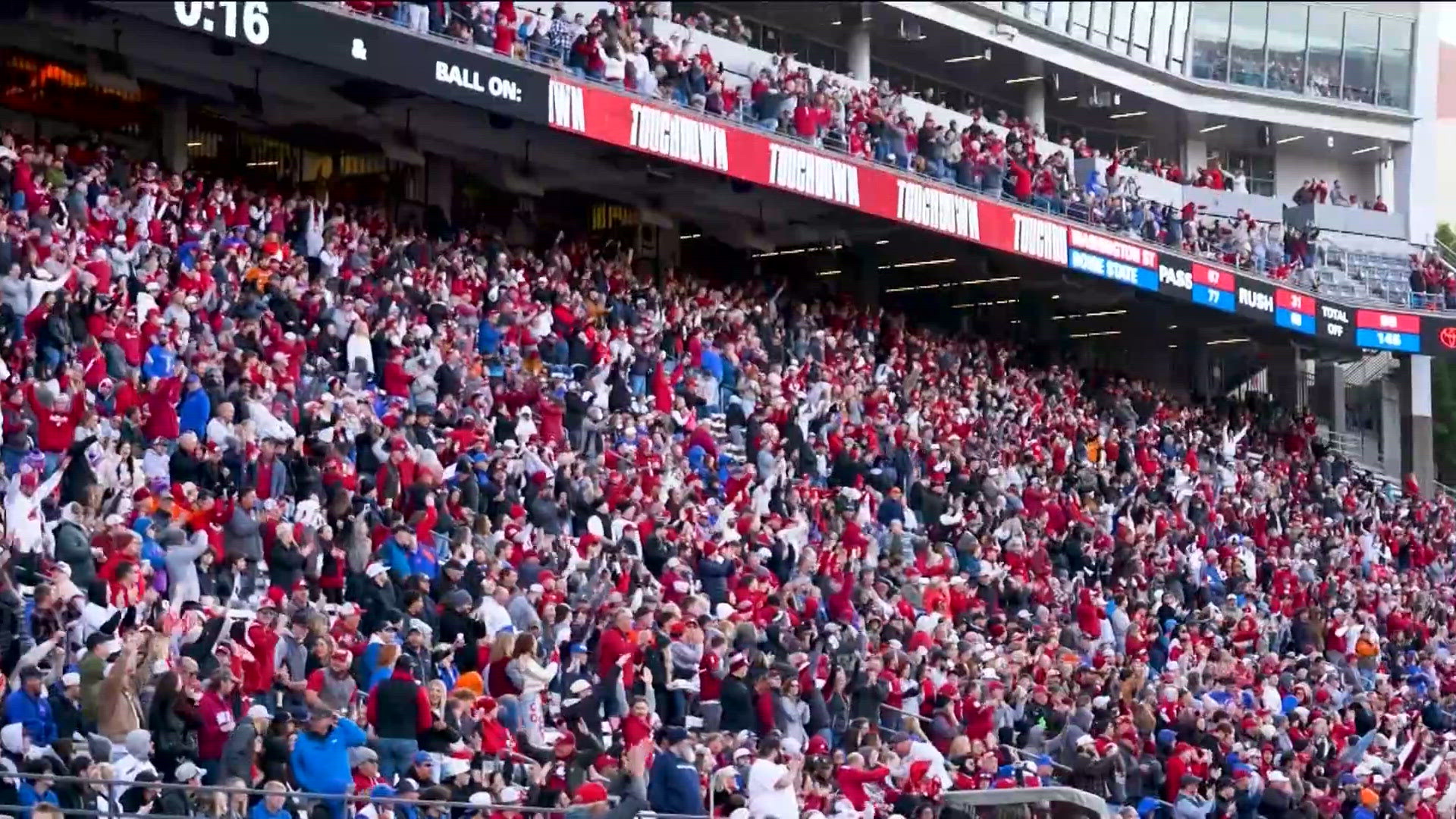 Boise State Broncos make history in Martin Stadium