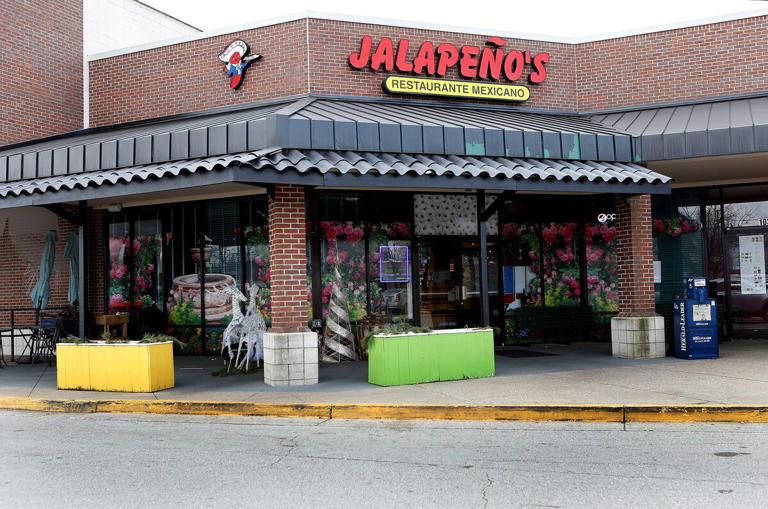 Lexington Mexican restaurant reopens after 2 weeks. Why health ...