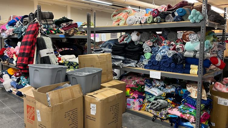 Bettendorf Rotary Club hopes to collect 4,000 blankets for neighbors in need