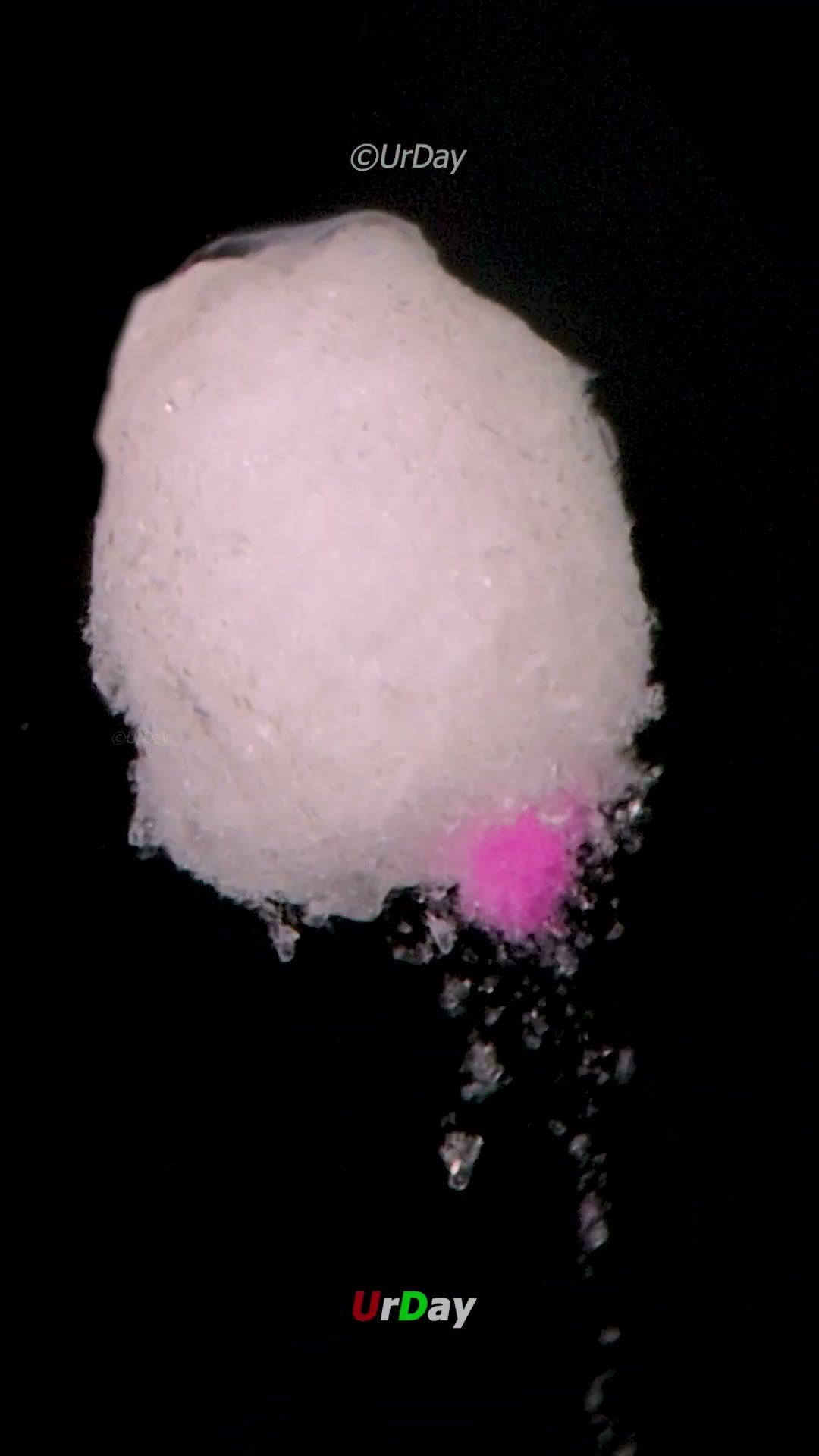 What happens when a capsule meets hydrochloric acid? | Time-lapse ...