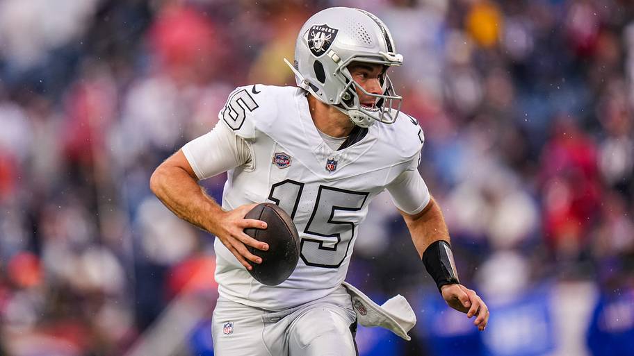 The Raiders, Colts and 4 NFL teams better off starting their backup QB