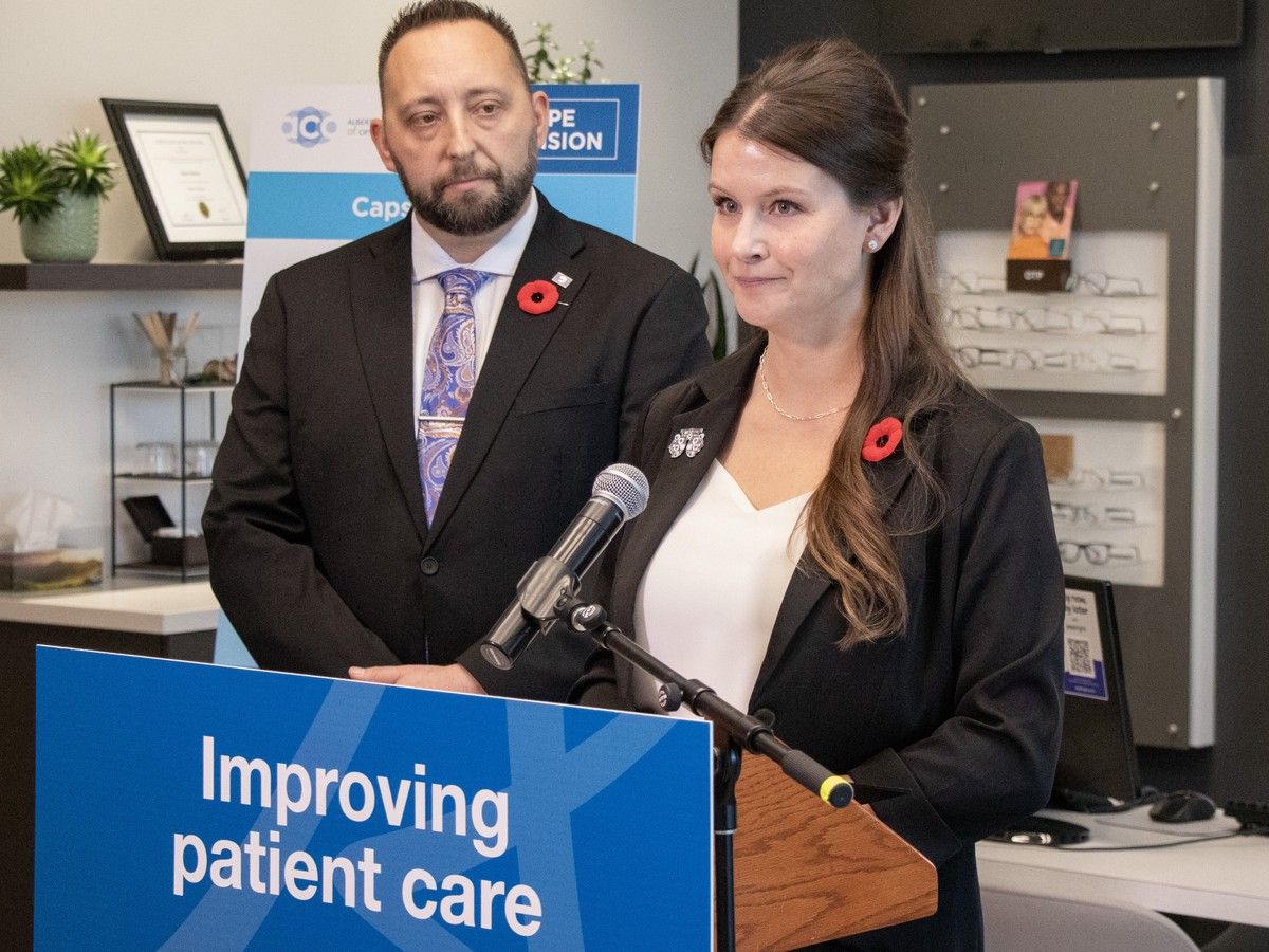Alberta to allow qualified optometrists to perform select minor ...