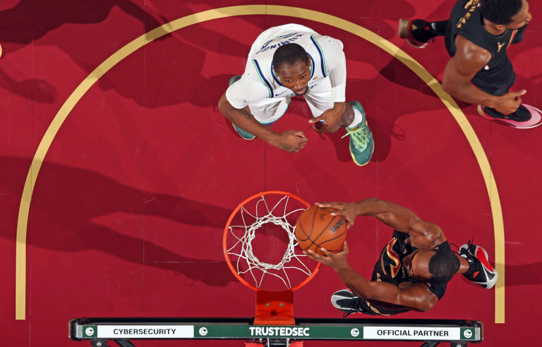 Cavs flip late-game script, rally to hand Minnesota Timberwolves first ...