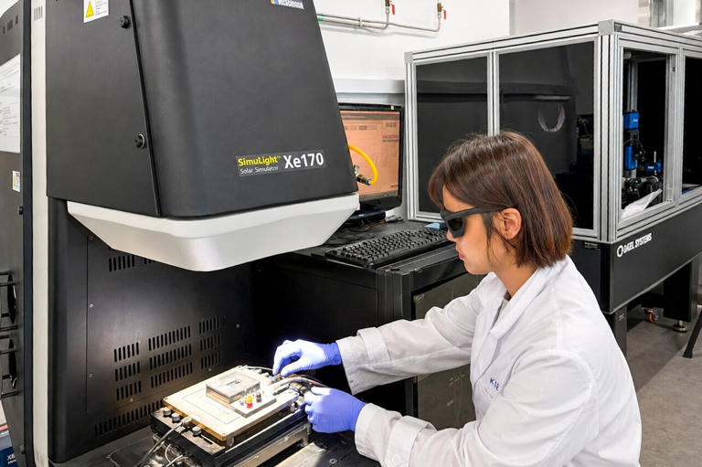 Lithium removal extends perovskite solar cell lifespan to advance ...