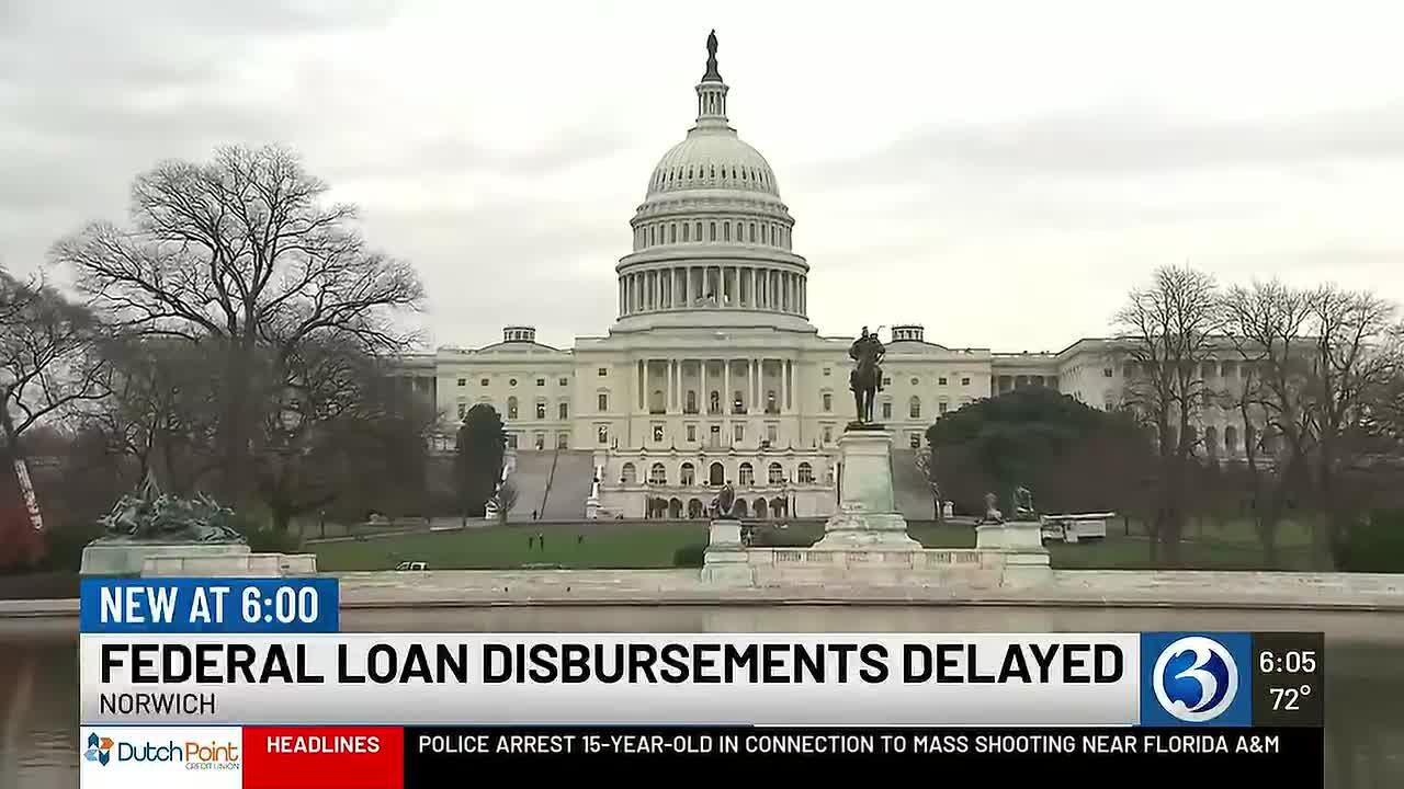 Federal loan delays leave Connecticut community college students ...