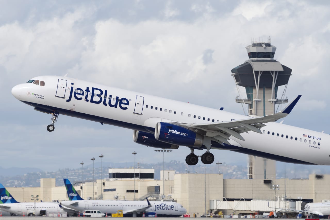 JetBlue earnings were good enough to halt a brutal stock selloff
