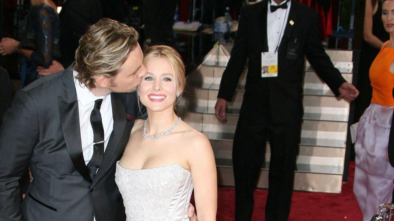 Drew Barrymore and Kristen Bell strip off their makeup and hair ...