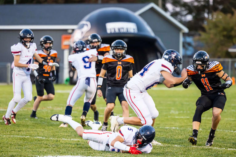 5 Saginaw-area takeaways entering 2026 Michigan high school football ...