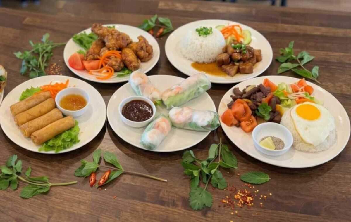 New Sacramento Vietnamese spot serves ‘aromatic' pho, rice dishes. Here ...