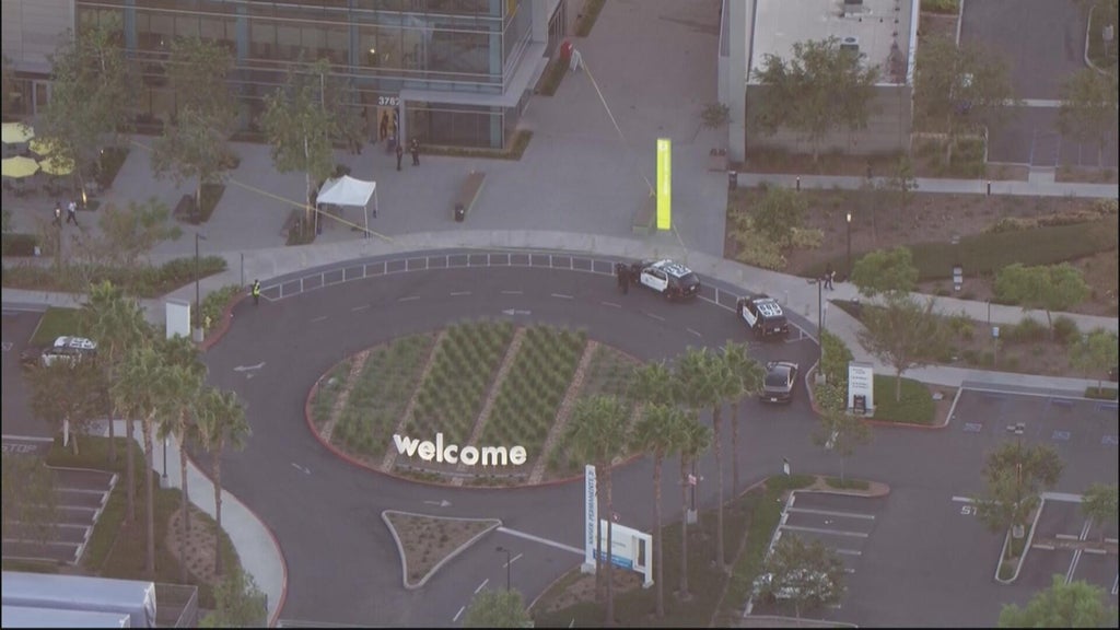 3 people stabbed outside Kaiser Permanente Baldwin Hills