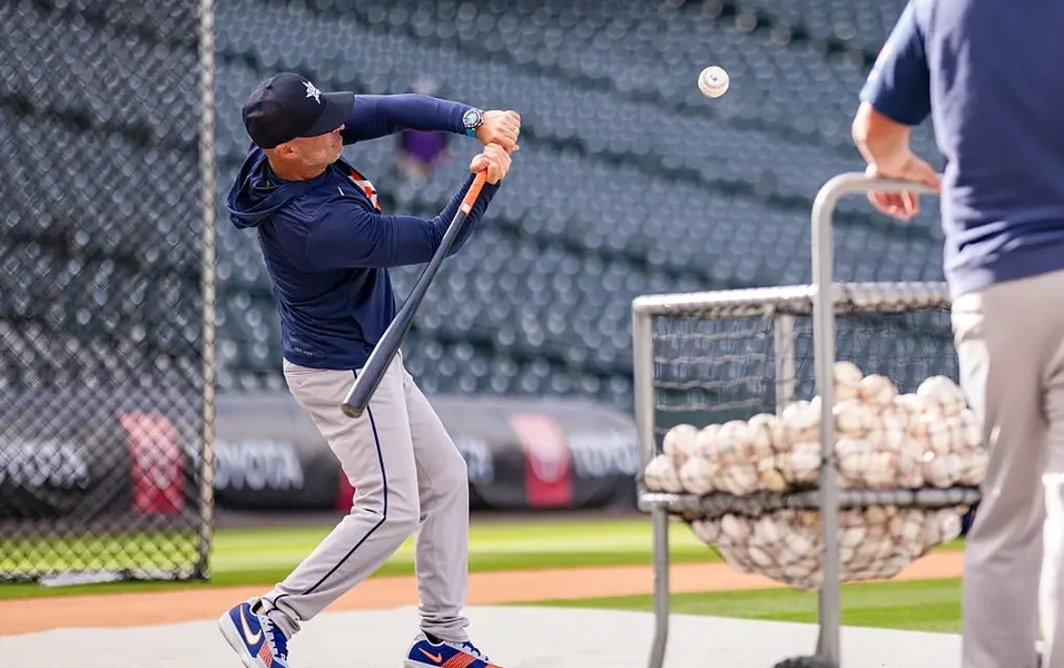 Astros hire Conner Watson as director of hitting