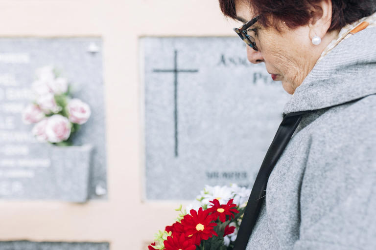 Older adults who never married reveal myths about being single later in ...