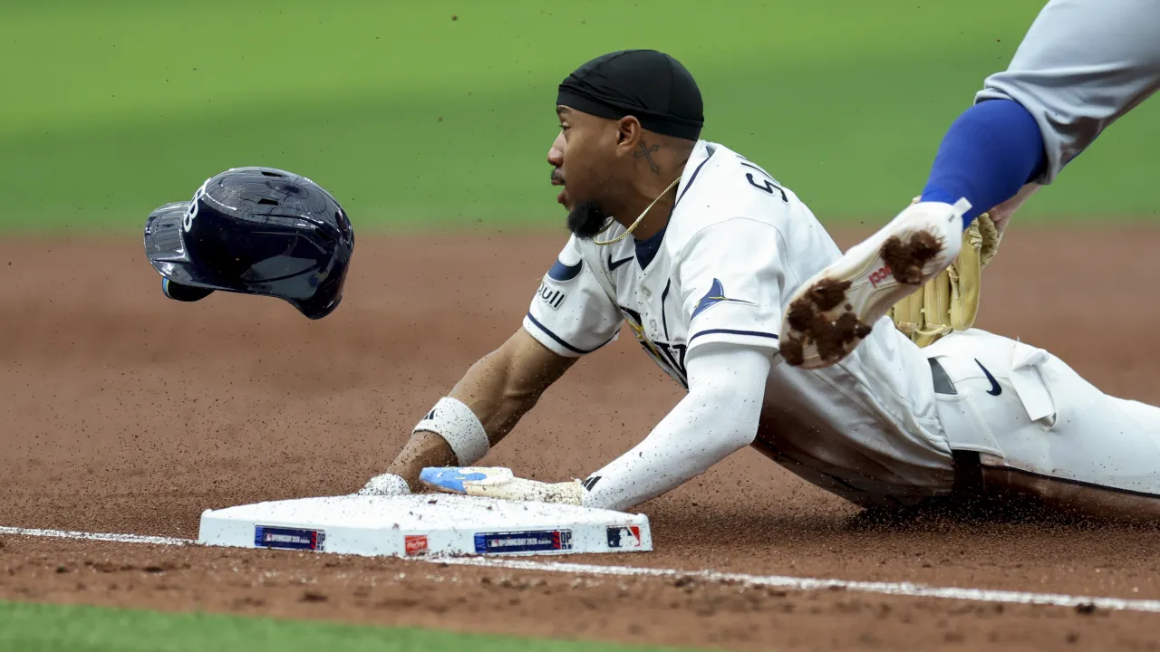 Watch Rays' Chandler Simpson slam into wall for unbelievable catch in ...