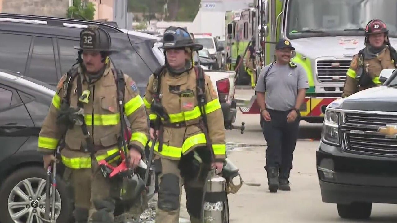 Over 15 Miami-Dade Fire Rescue units responded to 2nd-alarm warehouse ...