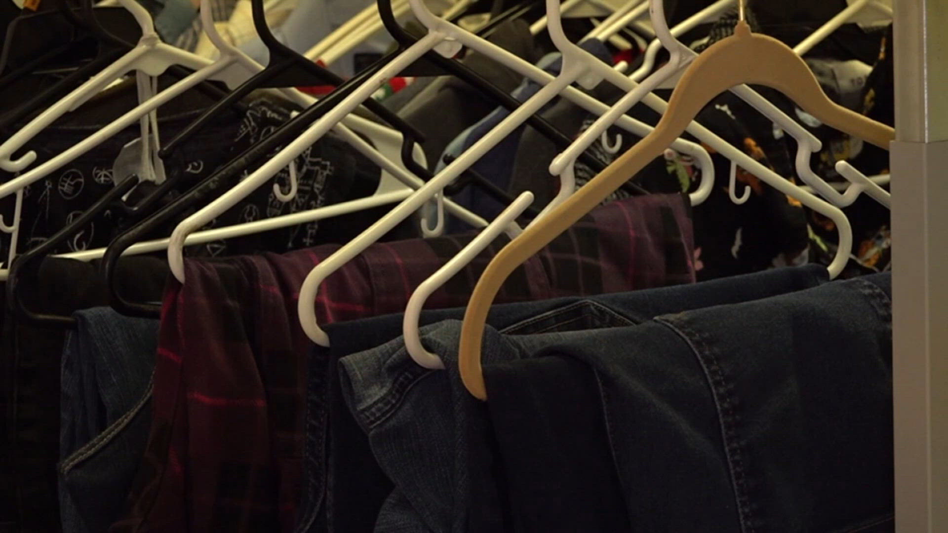 Hope and Hangers offering free clothes to those in need